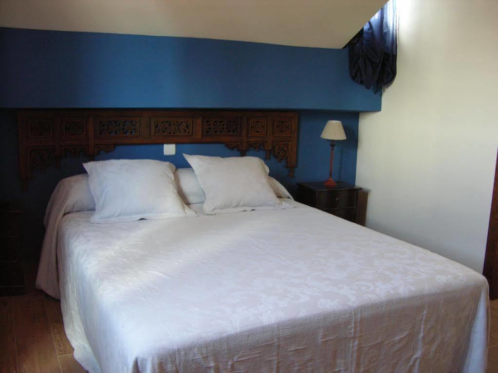 Albus Albi Guest House Colmenar del Arroyo Exterior foto